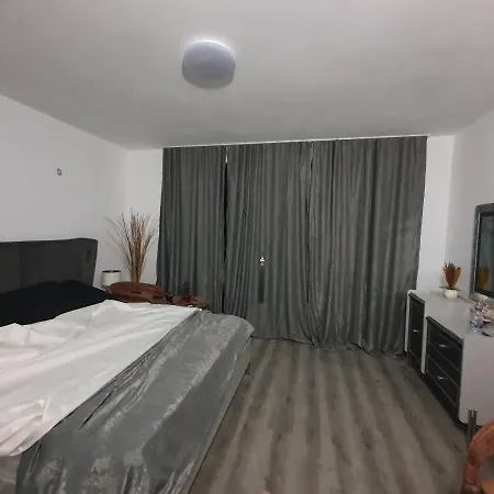 Captain Niko Apartament *